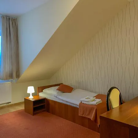 Ostoja Hotel 3*